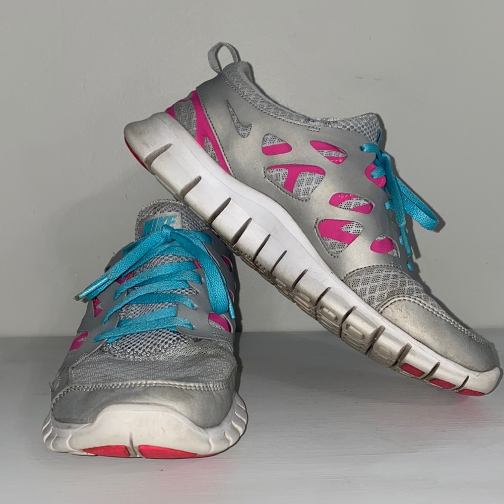 Nike Women's Free Run 2.0 Running Sneakers Gray Pink 477701-007 Size 7Y/8.5